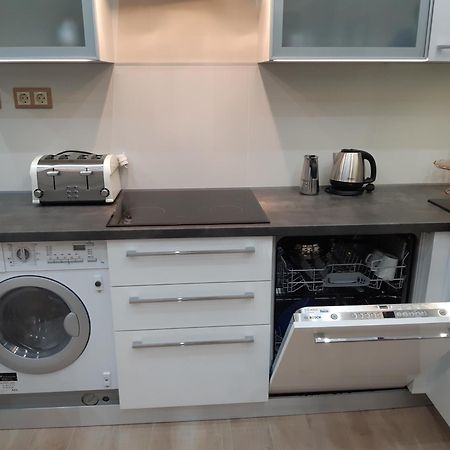 Modern, Quiet & Cozy Apartment In The Middle Of Downtown Near Danube At Fashion Street Budapest Ngoại thất bức ảnh