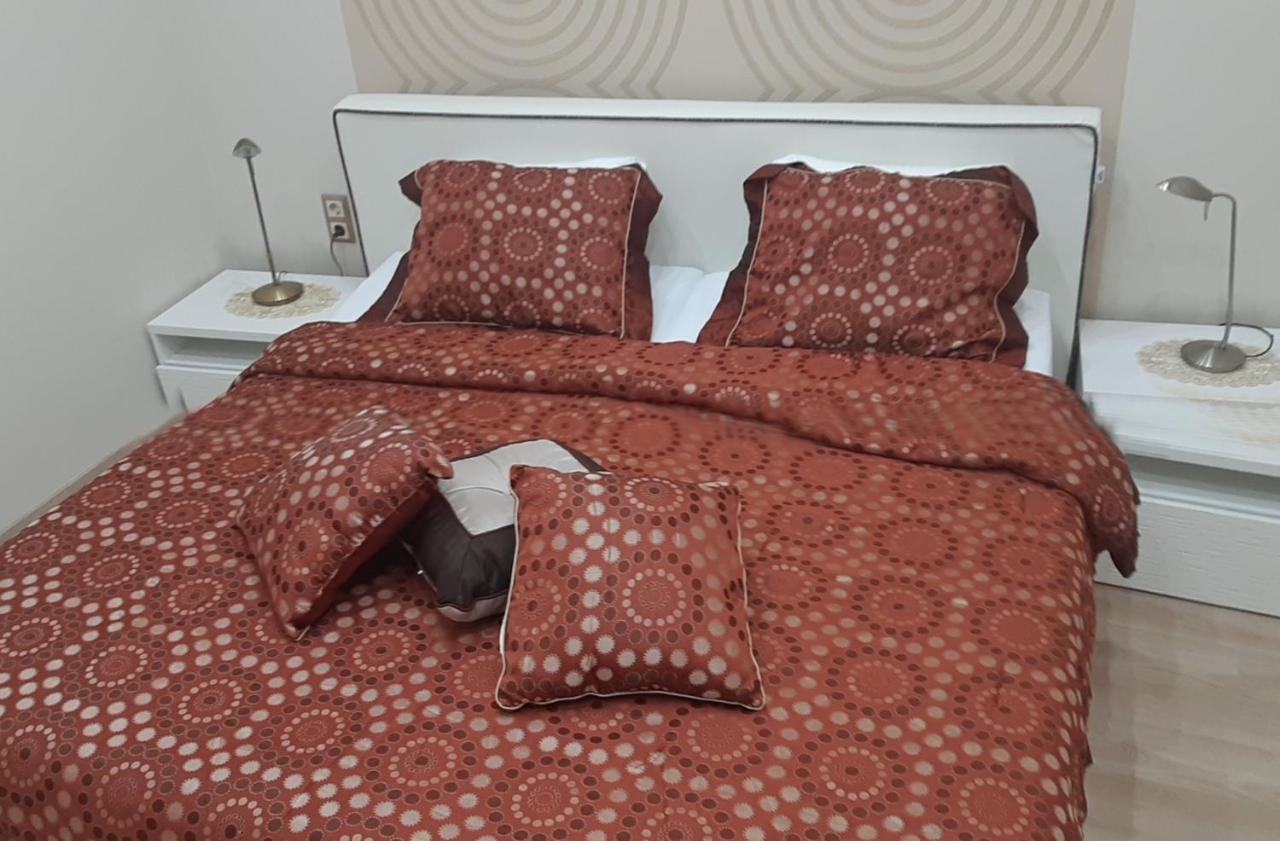 Modern, Quiet & Cozy Apartment In The Middle Of Downtown Near Danube At Fashion Street Budapest Ngoại thất bức ảnh