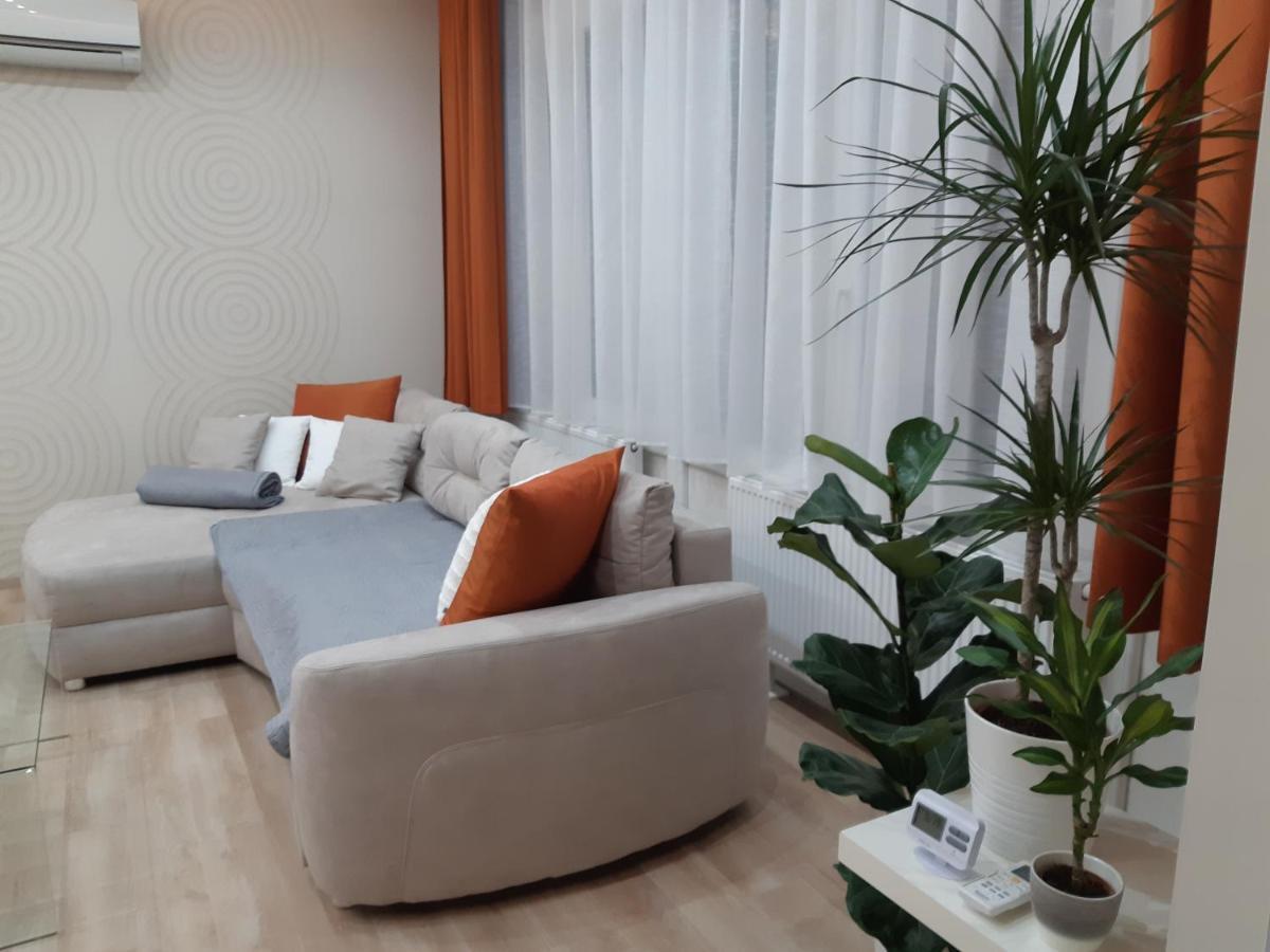 Modern, Quiet & Cozy Apartment In The Middle Of Downtown Near Danube At Fashion Street Budapest Ngoại thất bức ảnh